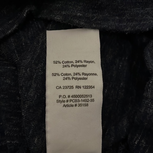 TNA Aritzia Long Sleeve Hoodie - Picture 4 of 5